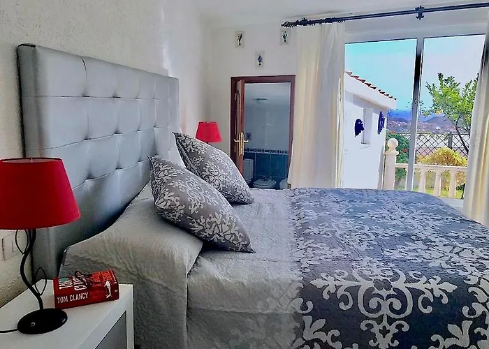 Detached Villa, Private Pool Only 10 Minutes Cristianos