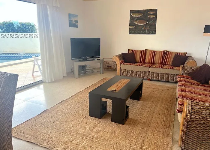Detached Villa, Private Pool Only 10 Minutes Cristianos