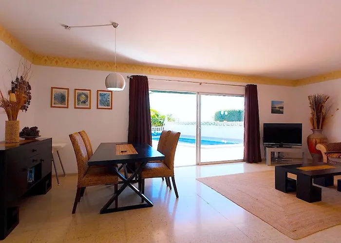 Detached Villa, Private Pool Only 10 Minutes Cristianos