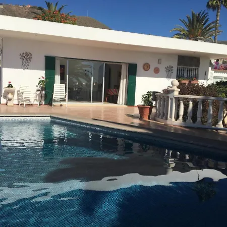 Villa Detached Villa, Private Pool Only 10 Minutes Cristianos