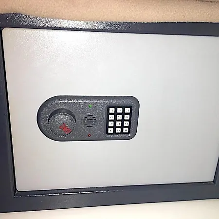 ヴィラ Detached Villa, Private Pool Only 10 Minutes Cristianos