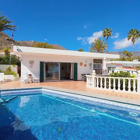Detached Villa, Private Pool Only 10 Minutes Cristianos Villa